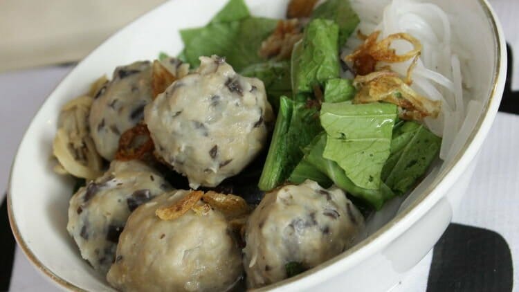 bakso jamur merang